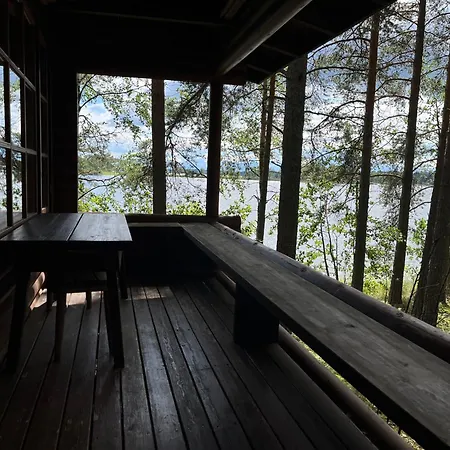 Mummonmoekki Puruvedellae Kylaen Kupeessa Chalet